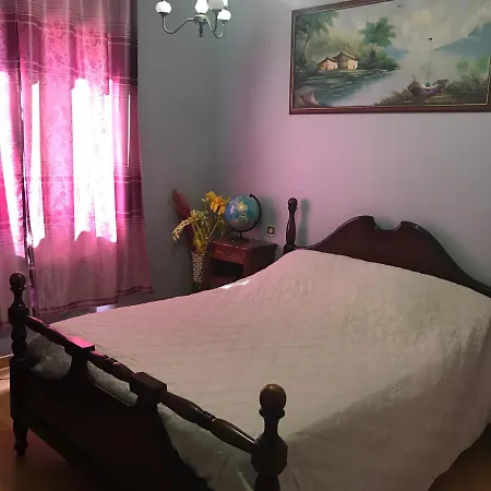 D'hotes Chez Christiane 住宿加早餐酒店