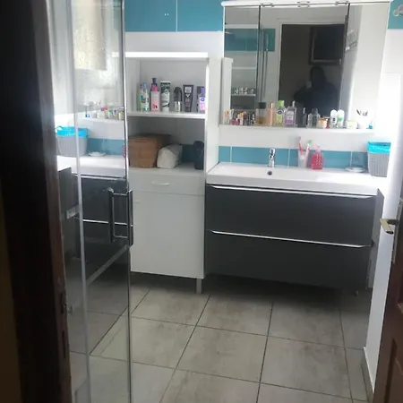 D'hotes Chez Christiane 住宿加早餐酒店 卢德