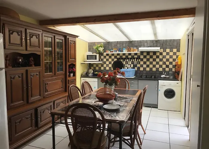 D'hotes Chez Christiane * لورد