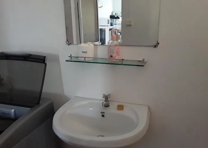 D'hotes Chez Christiane * لورد